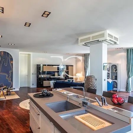 Easy Cles - Spacious And High Standing